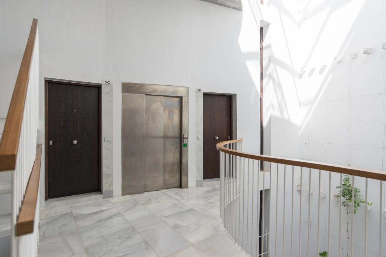 Malaga City Breaks Exterior foto